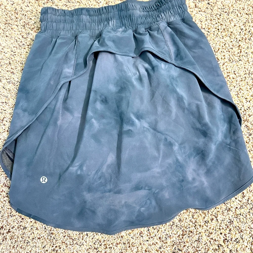 NWT RARE Lululemon Hotty Hot High-Rise Skirt *Long |Diamond Dye Pitch Grey, 4